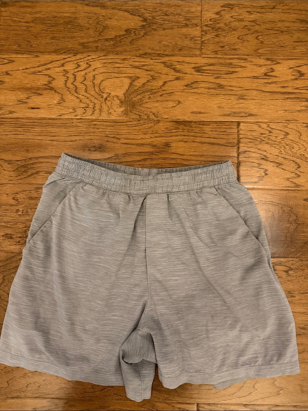 Men's heather Gray pace breaker Lululemon Athletic Shorts 5”